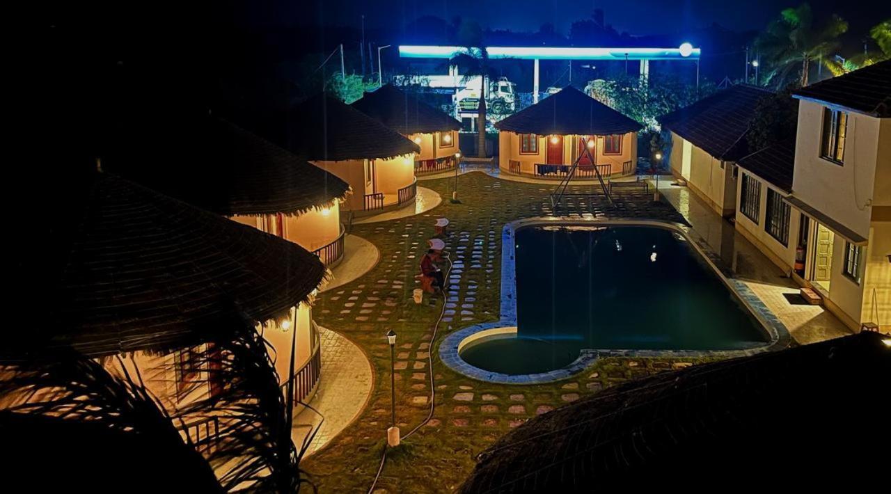 The Village Resort Kodāe Eksteriør bilde